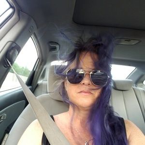 Meet your Posher, Tracey